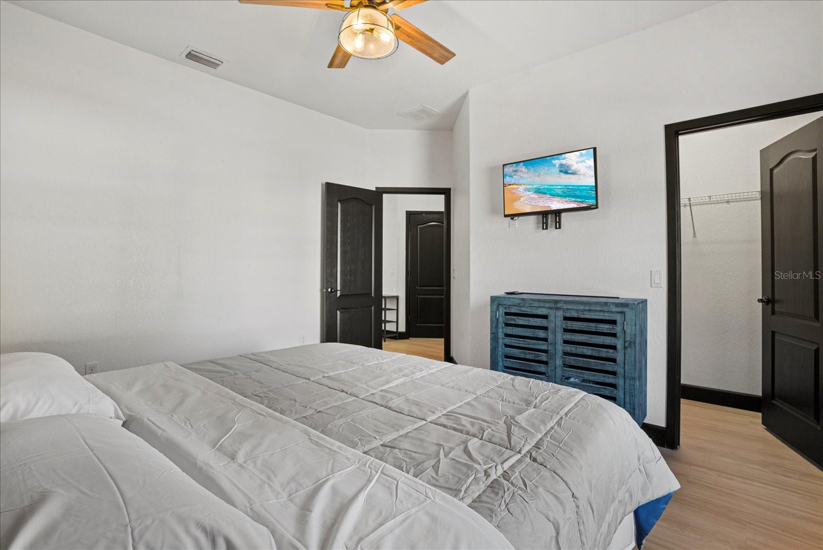 AVON HEIGHTS - Residential