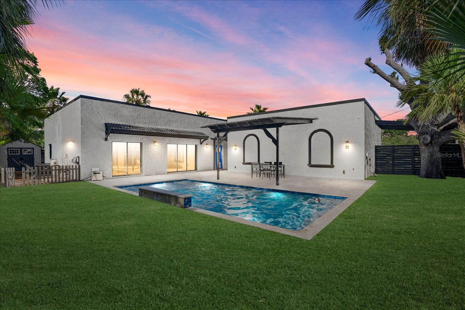 AVON HEIGHTS - Residential