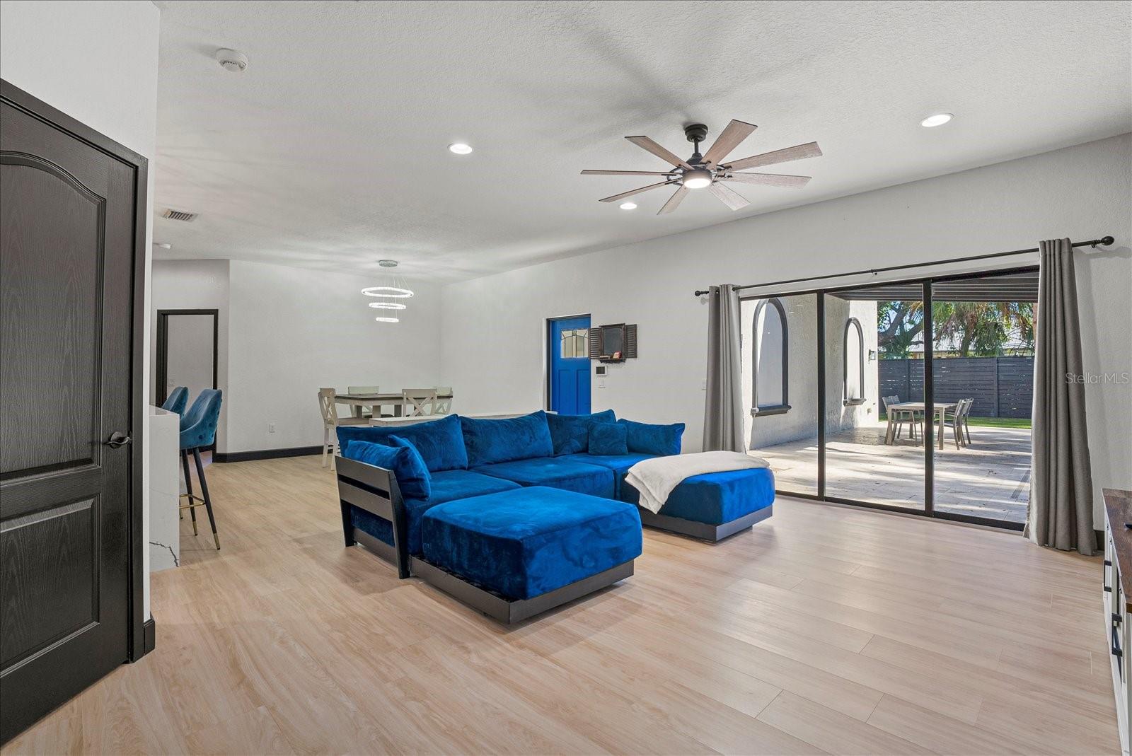 AVON HEIGHTS - Residential