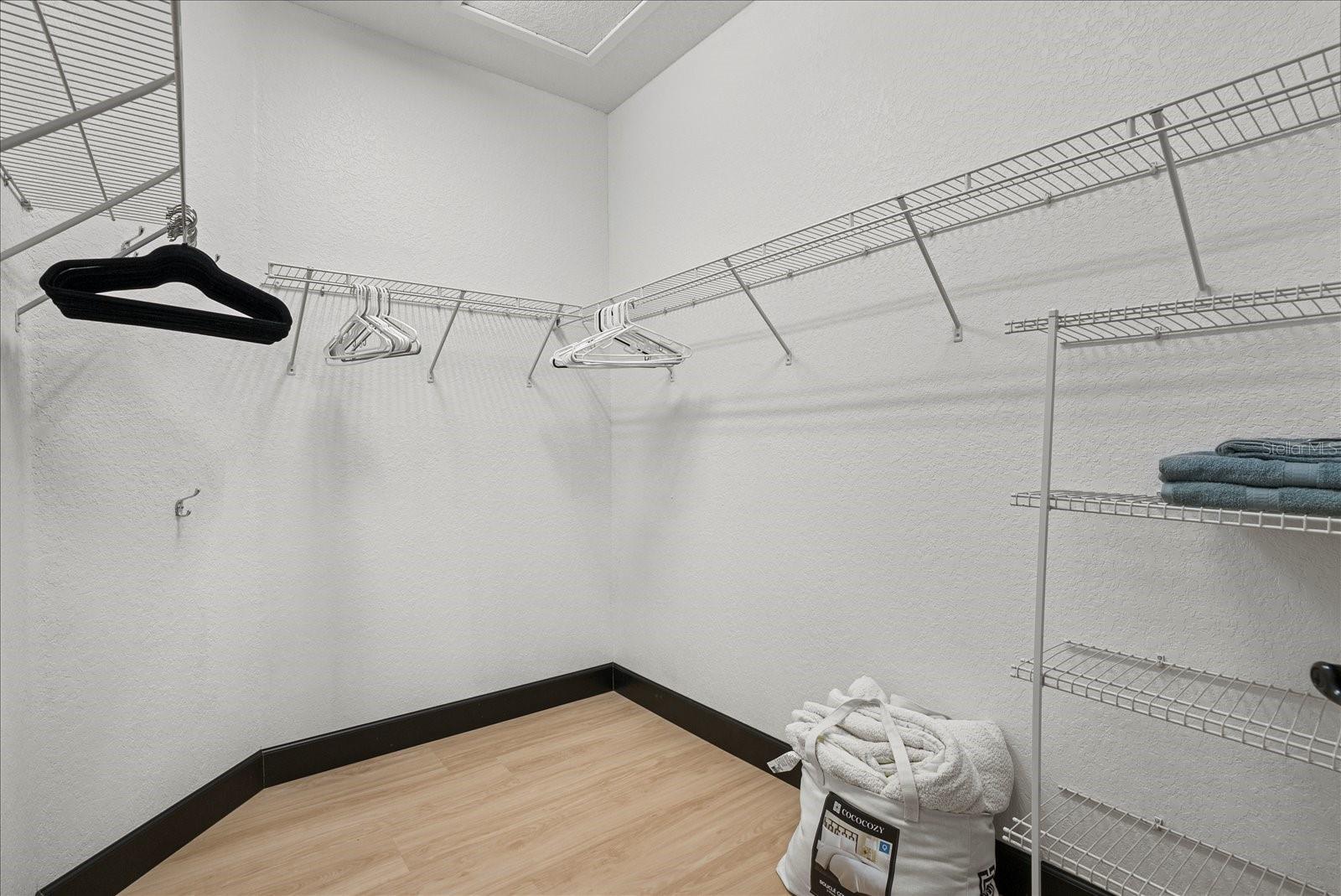 AVON HEIGHTS - Residential