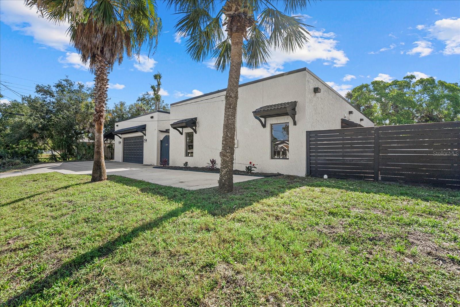 AVON HEIGHTS - Residential