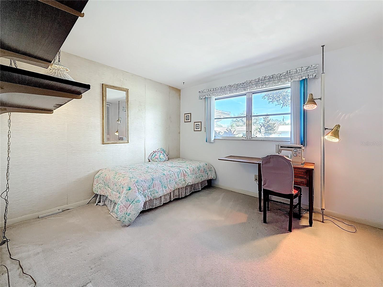 IMPERIAL POINT - Residential