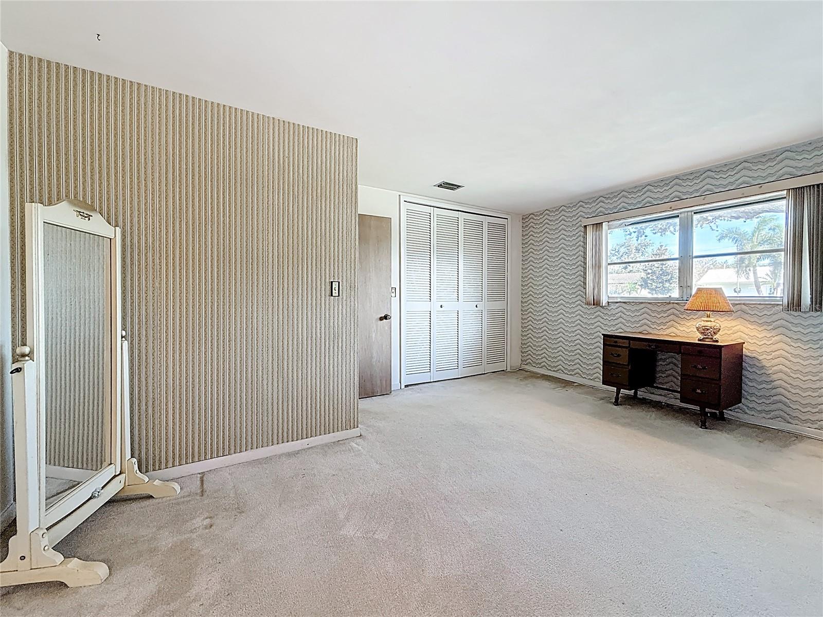 IMPERIAL POINT - Residential