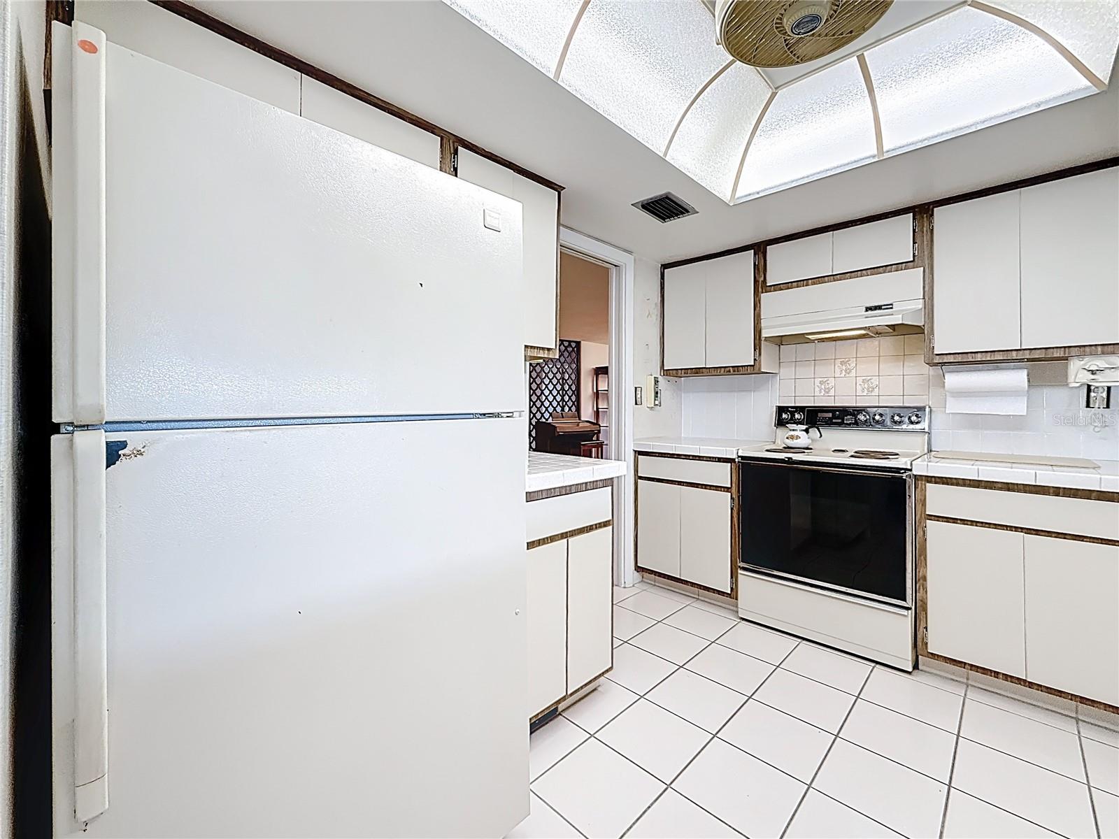 IMPERIAL POINT - Residential