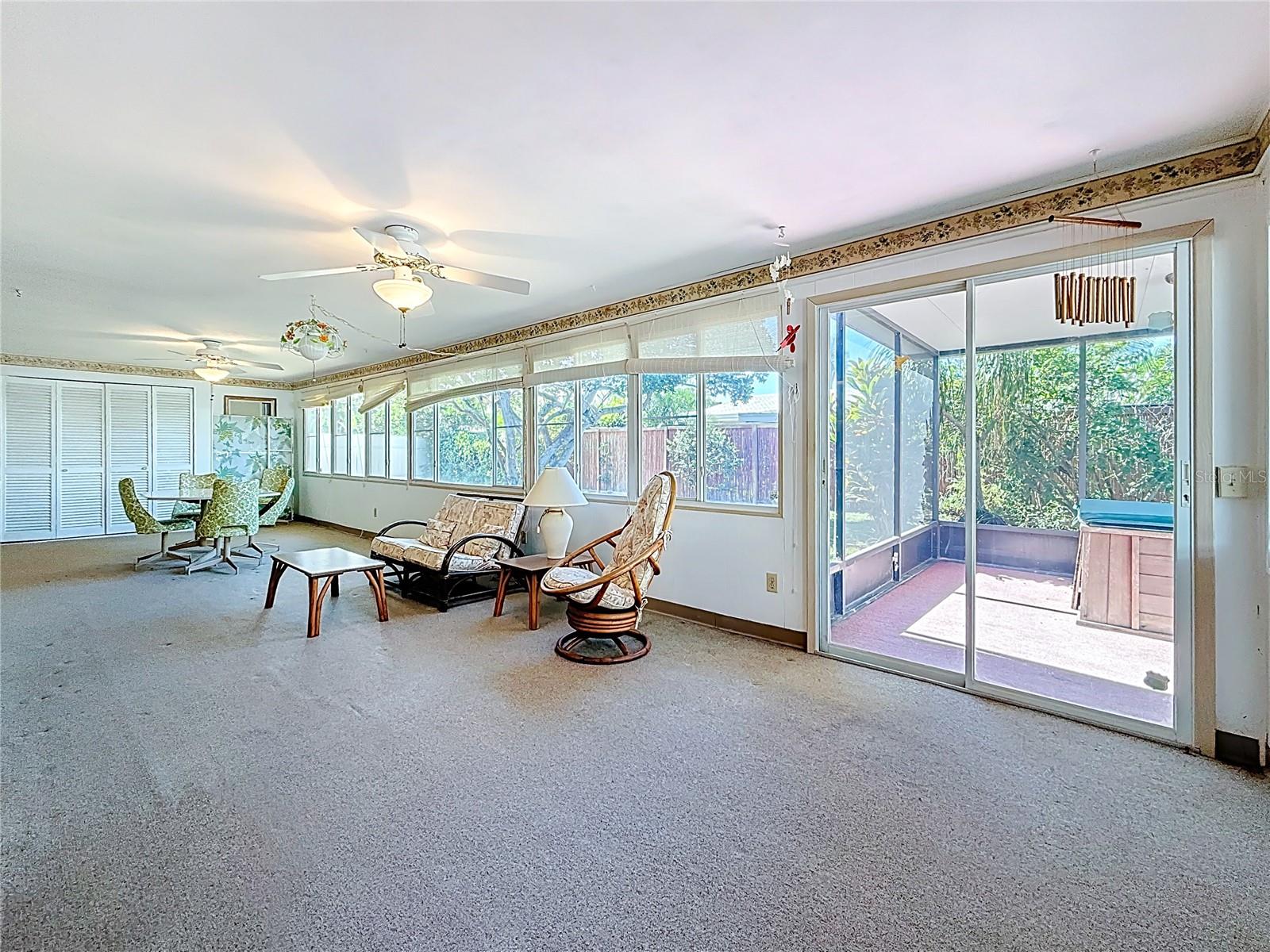 IMPERIAL POINT - Residential