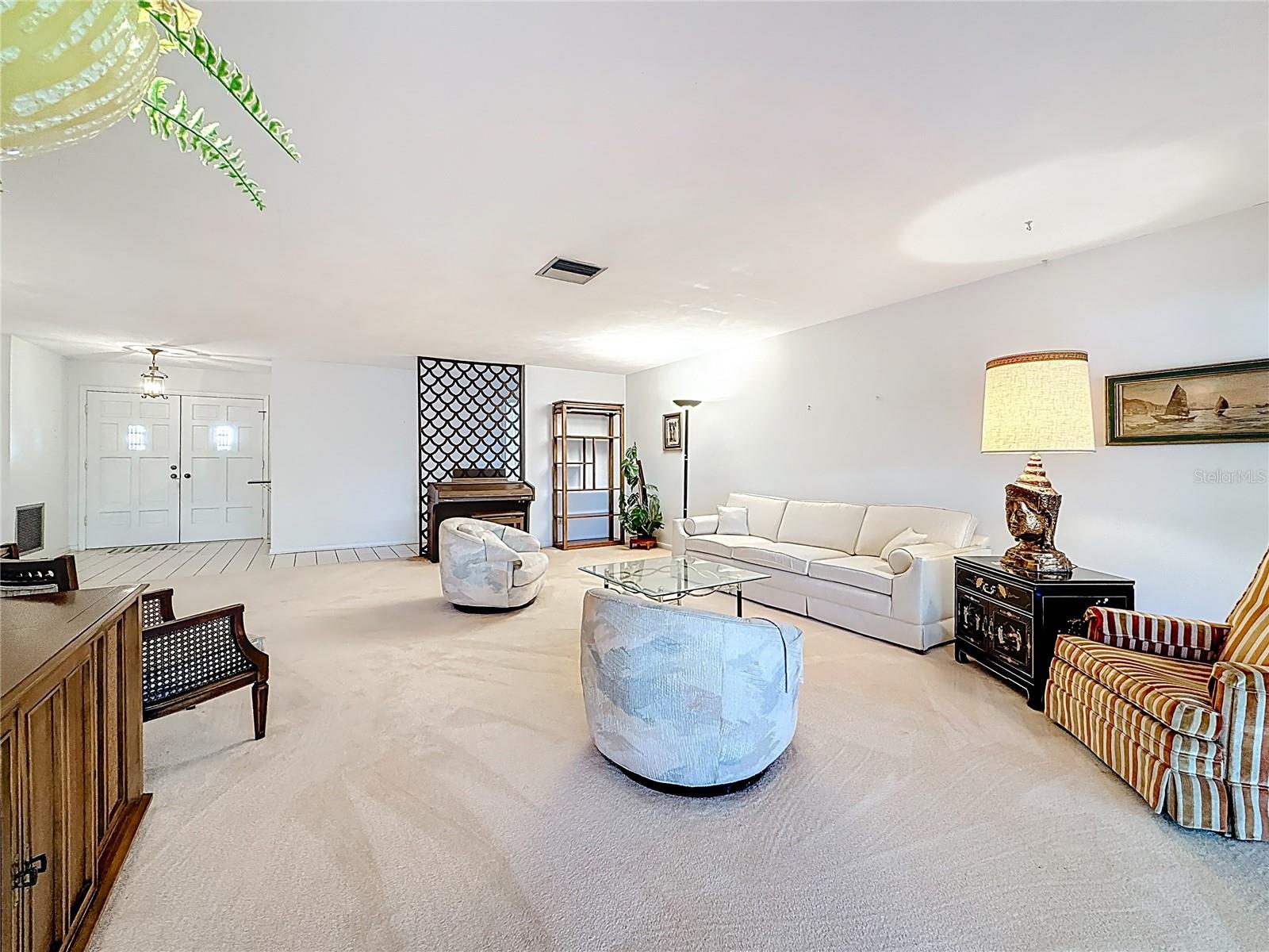 IMPERIAL POINT - Residential