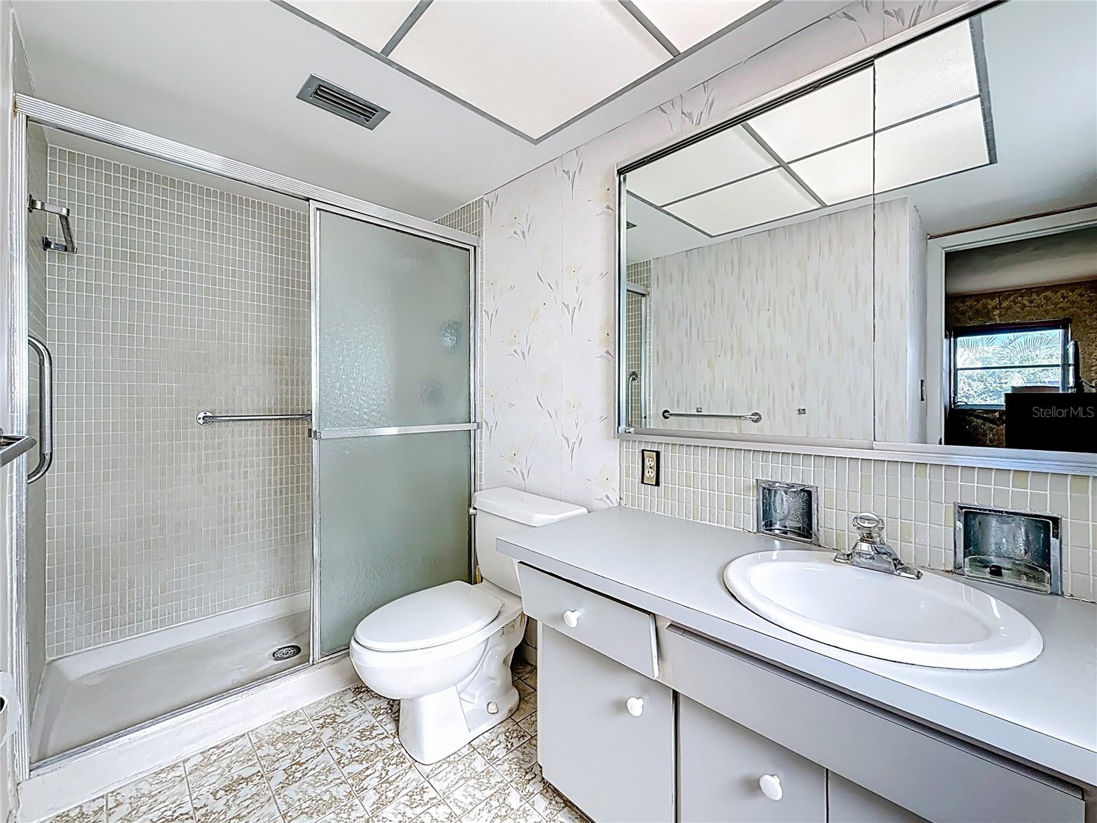 IMPERIAL POINT - Residential