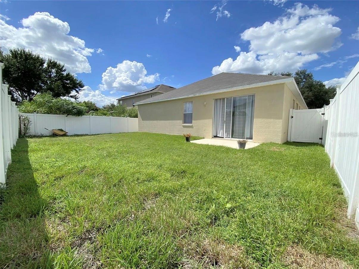 FALCON TRACE - Residential Lease