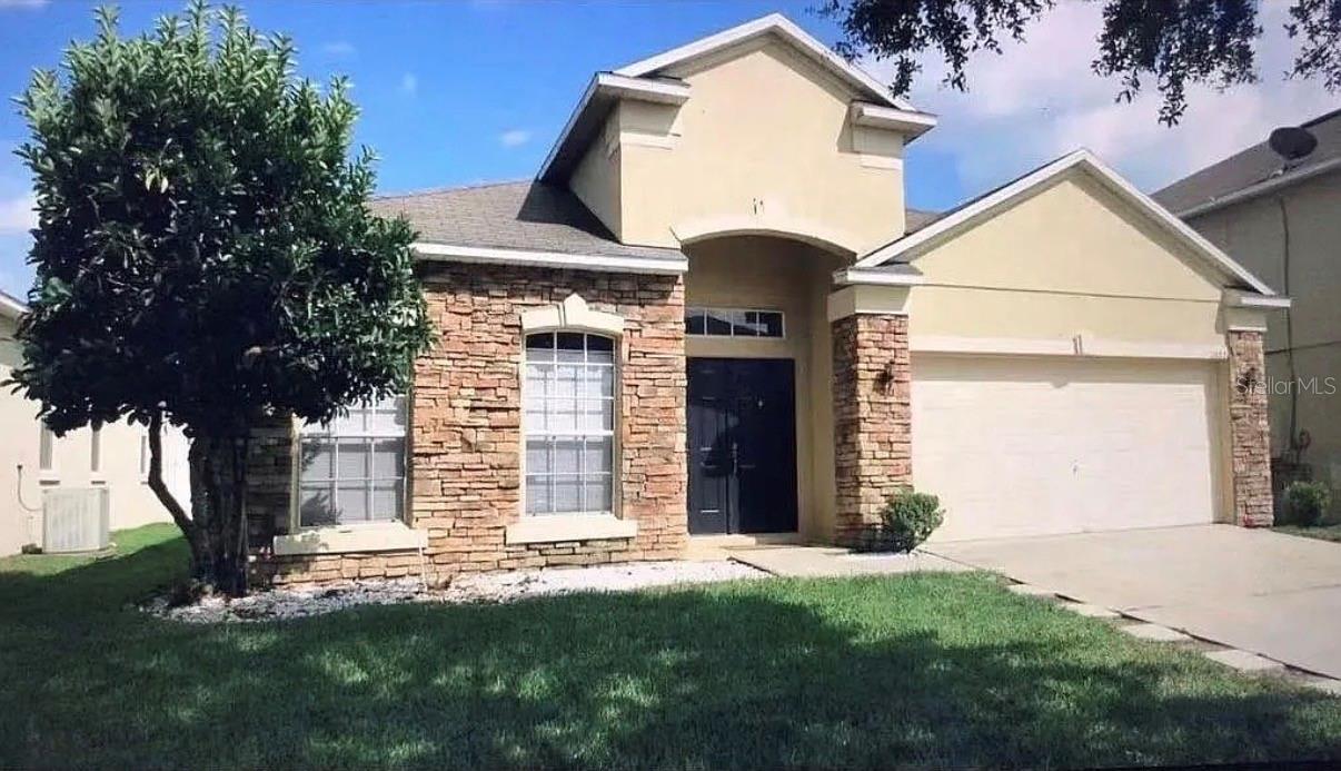 FALCON TRACE - Residential Lease