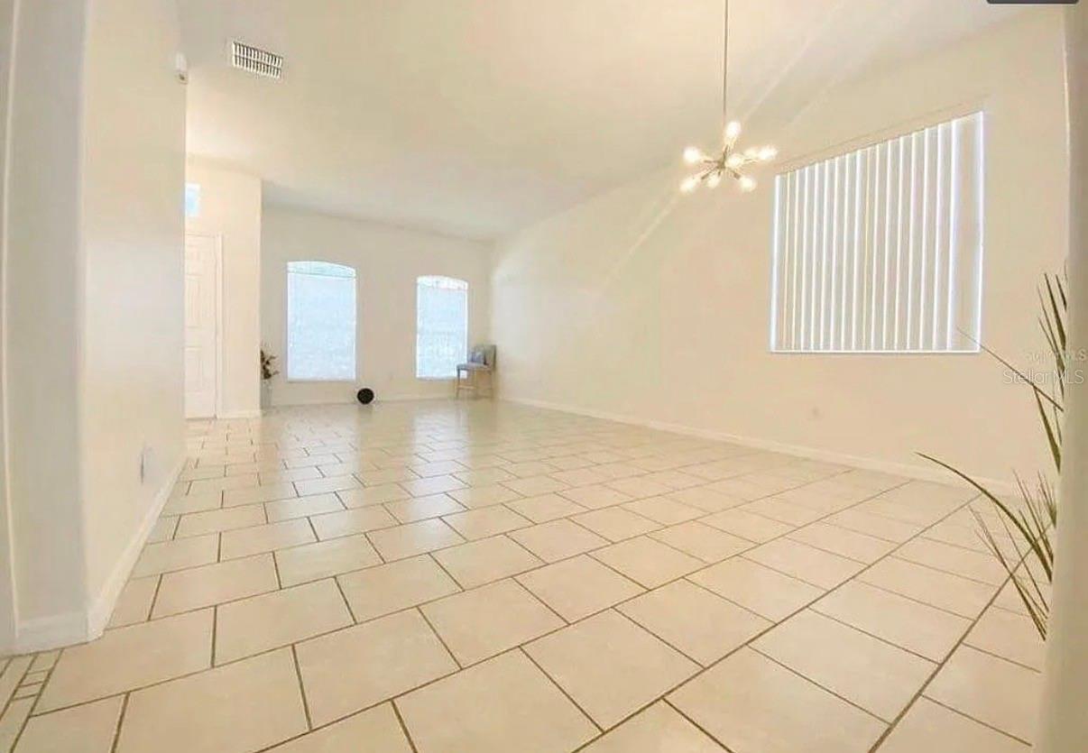 FALCON TRACE - Residential Lease