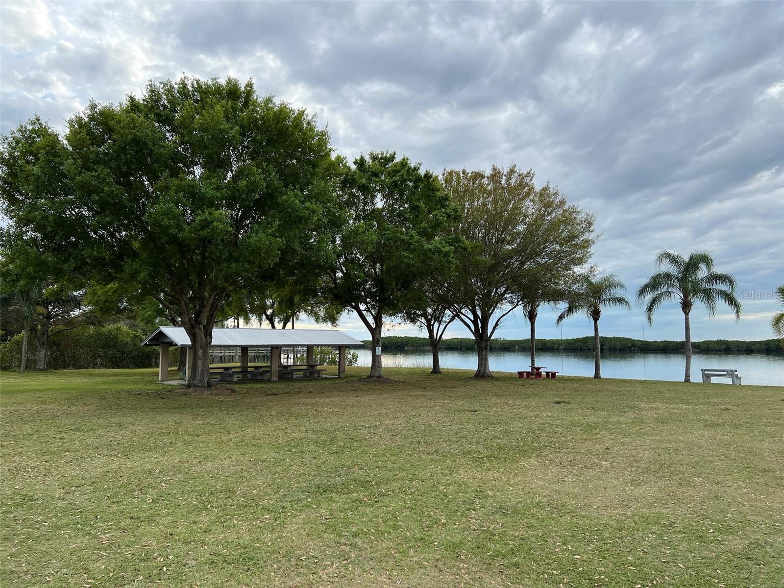 PEACE RIVER SHORES - Land