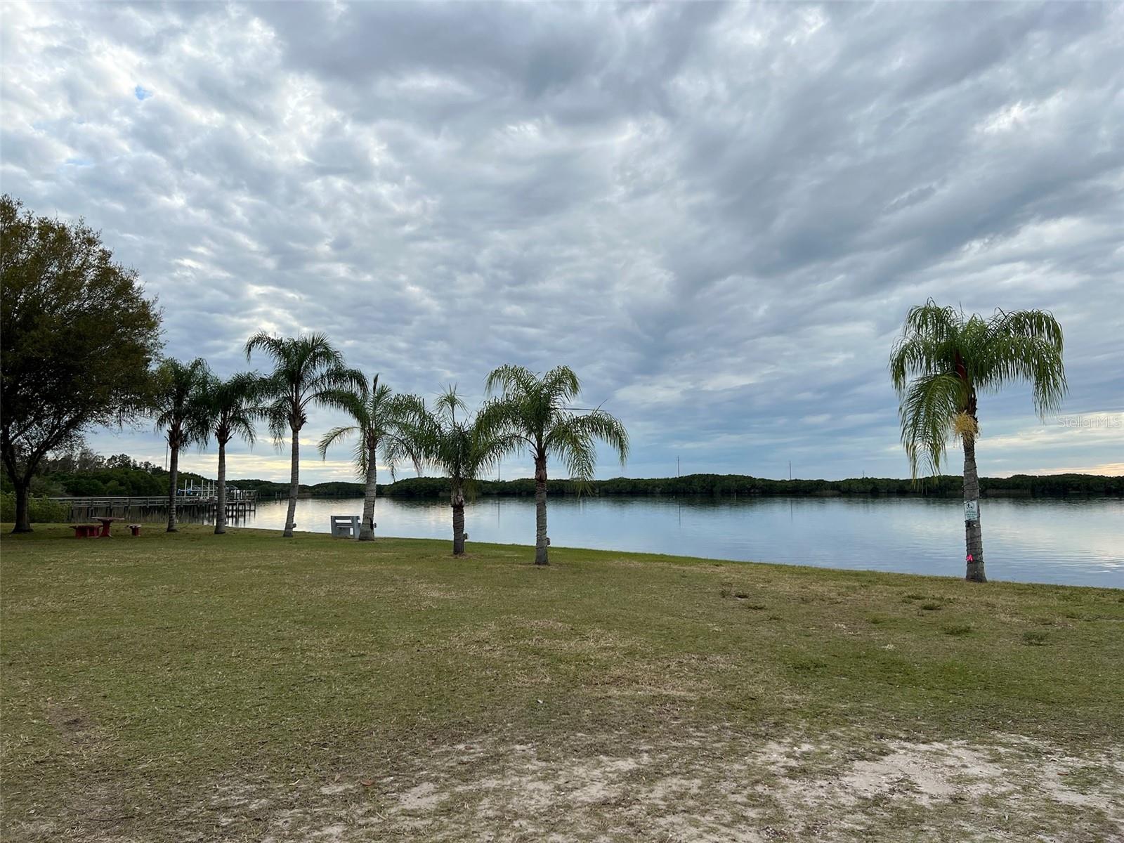 PEACE RIVER SHORES - Land