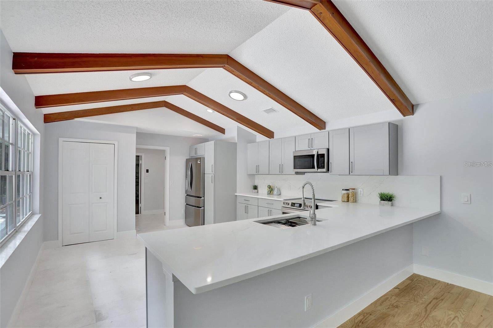 HANOVER WOODS - Residential