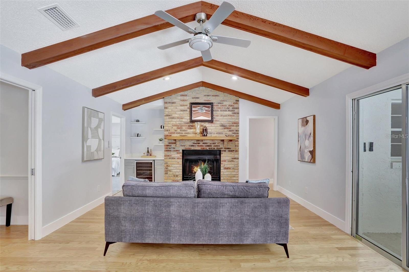 HANOVER WOODS - Residential