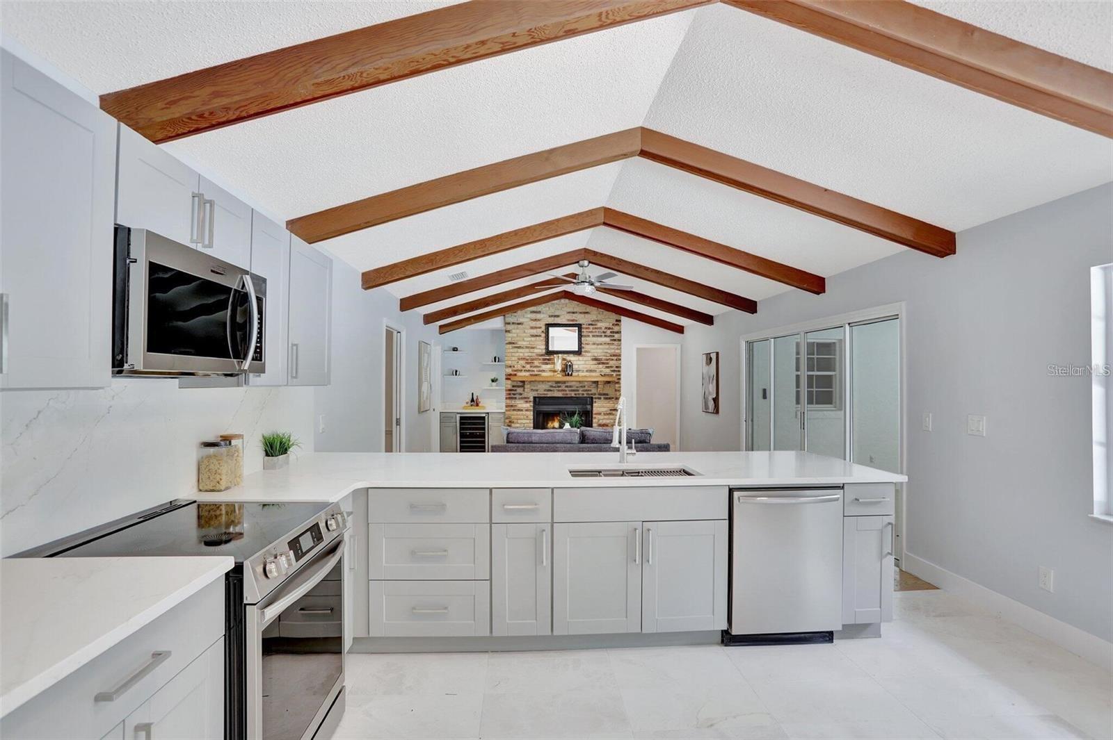 HANOVER WOODS - Residential