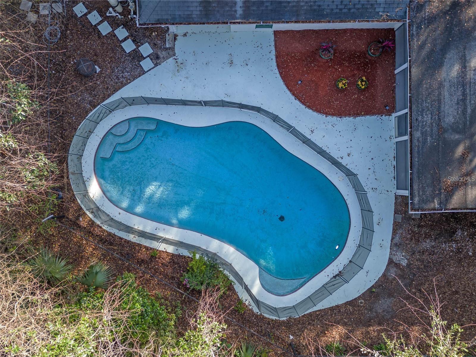 HANOVER WOODS - Residential