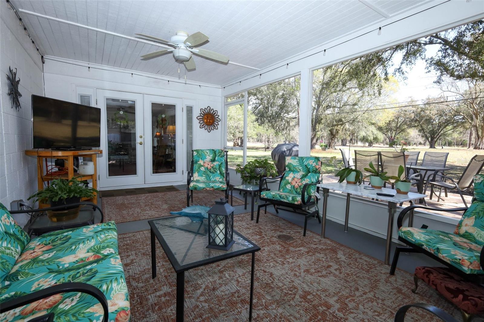 RIO PINAR ESTATES - Residential