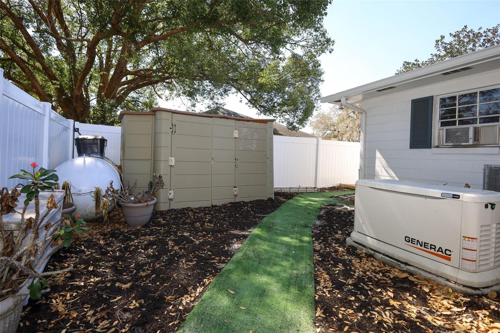 RIO PINAR ESTATES - Residential