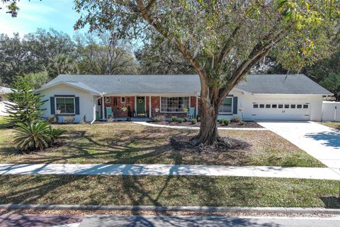 Photo of 1607 Pinar Drive, Orlando, FL 32825 (MLS # O6386370)