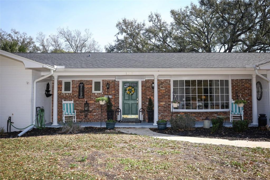 Photo of 1607 Pinar Drive, Orlando, FL 32825 (MLS # O6386370)