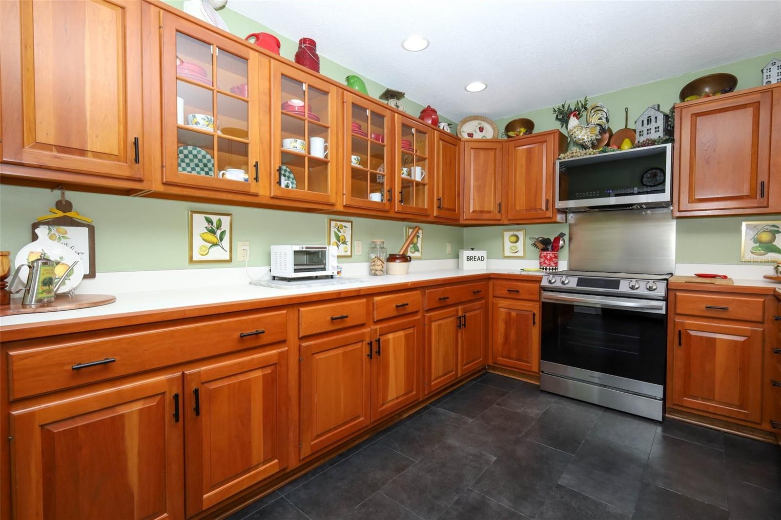 RIO PINAR ESTATES - Residential