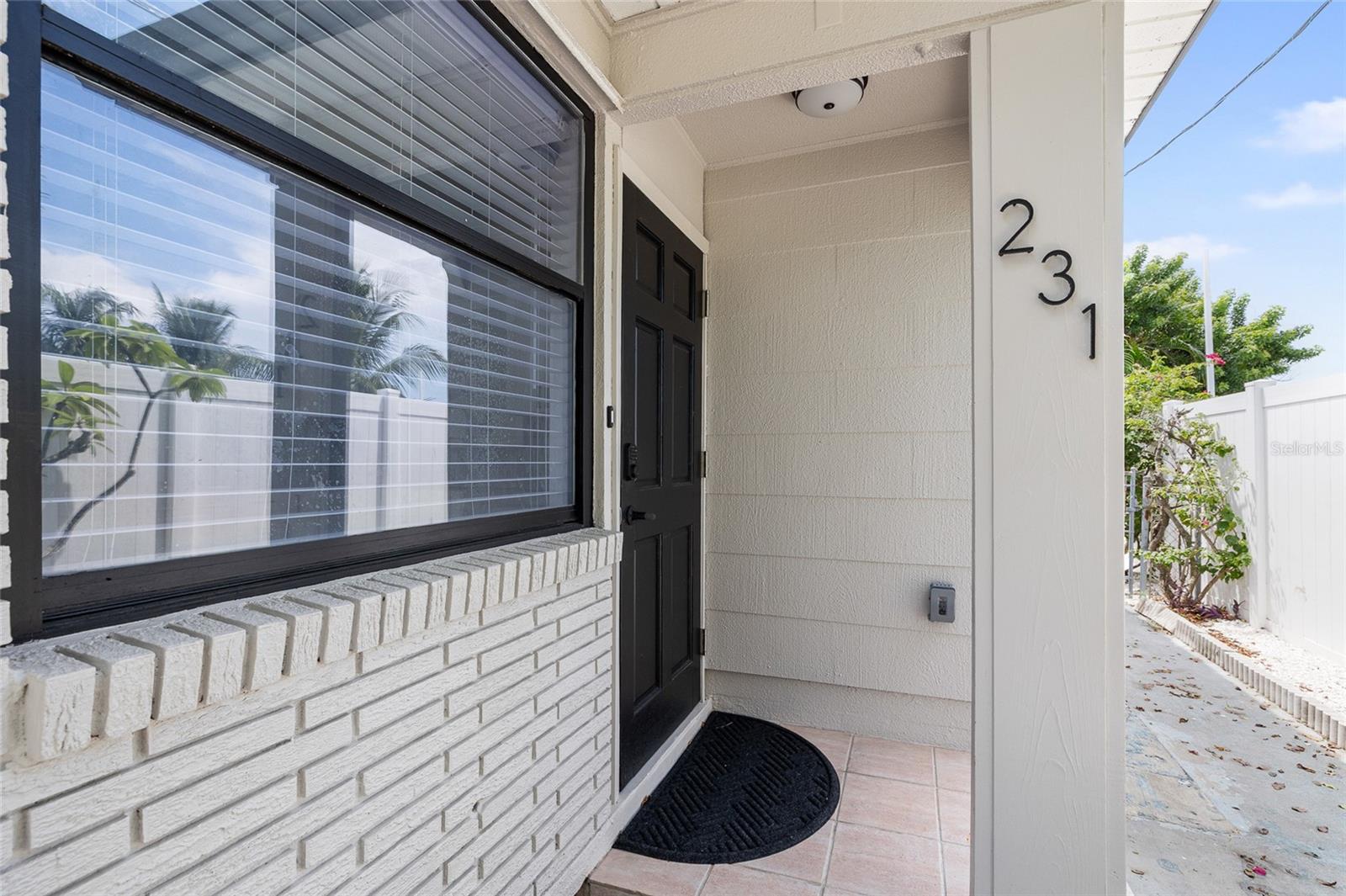 231 E MADEIRA AVENUE