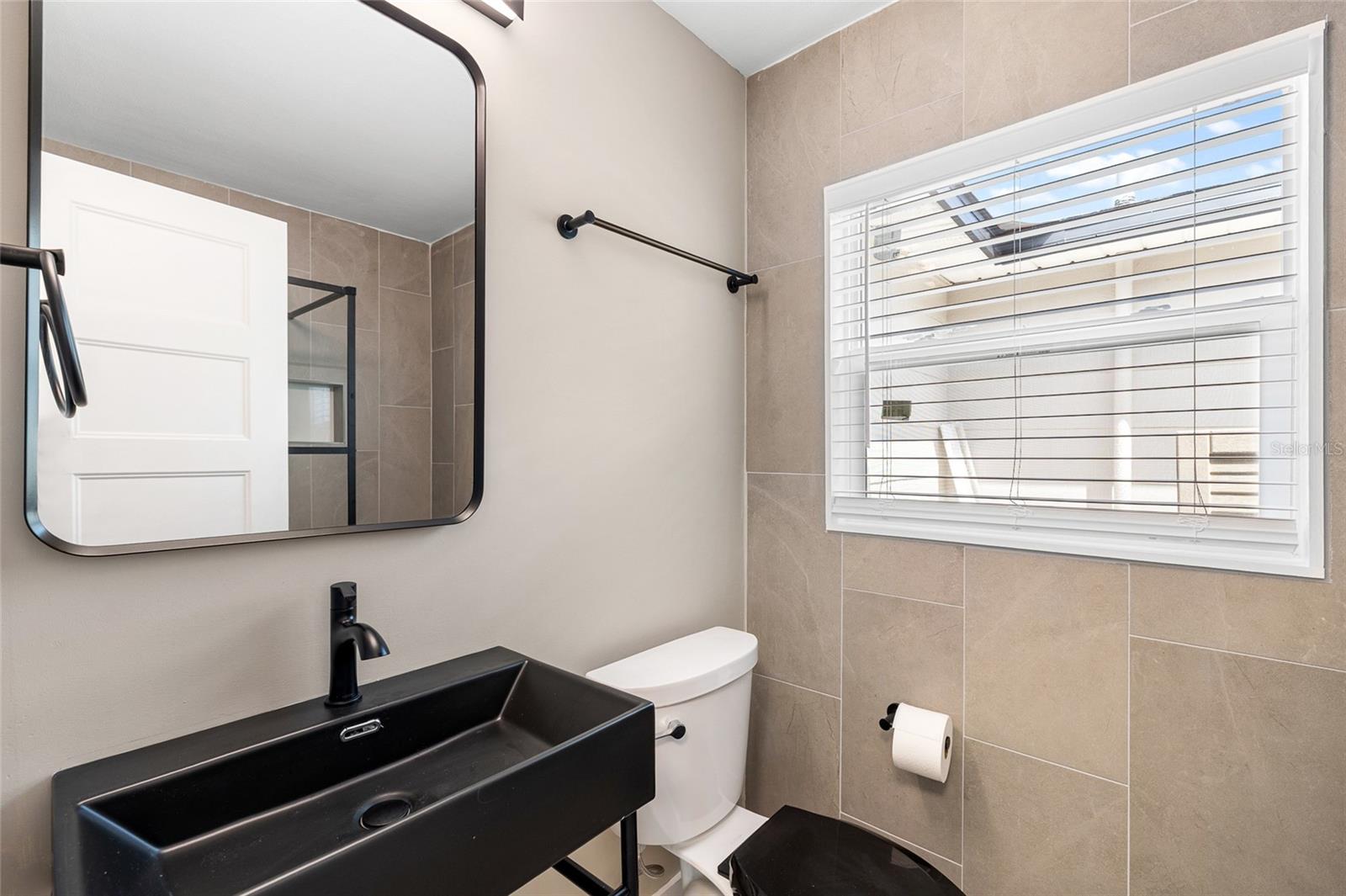 NORTH MADEIRA SHORES - Residential