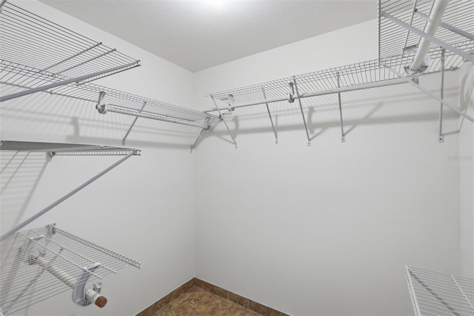 BVL UNIT 8 - Residential