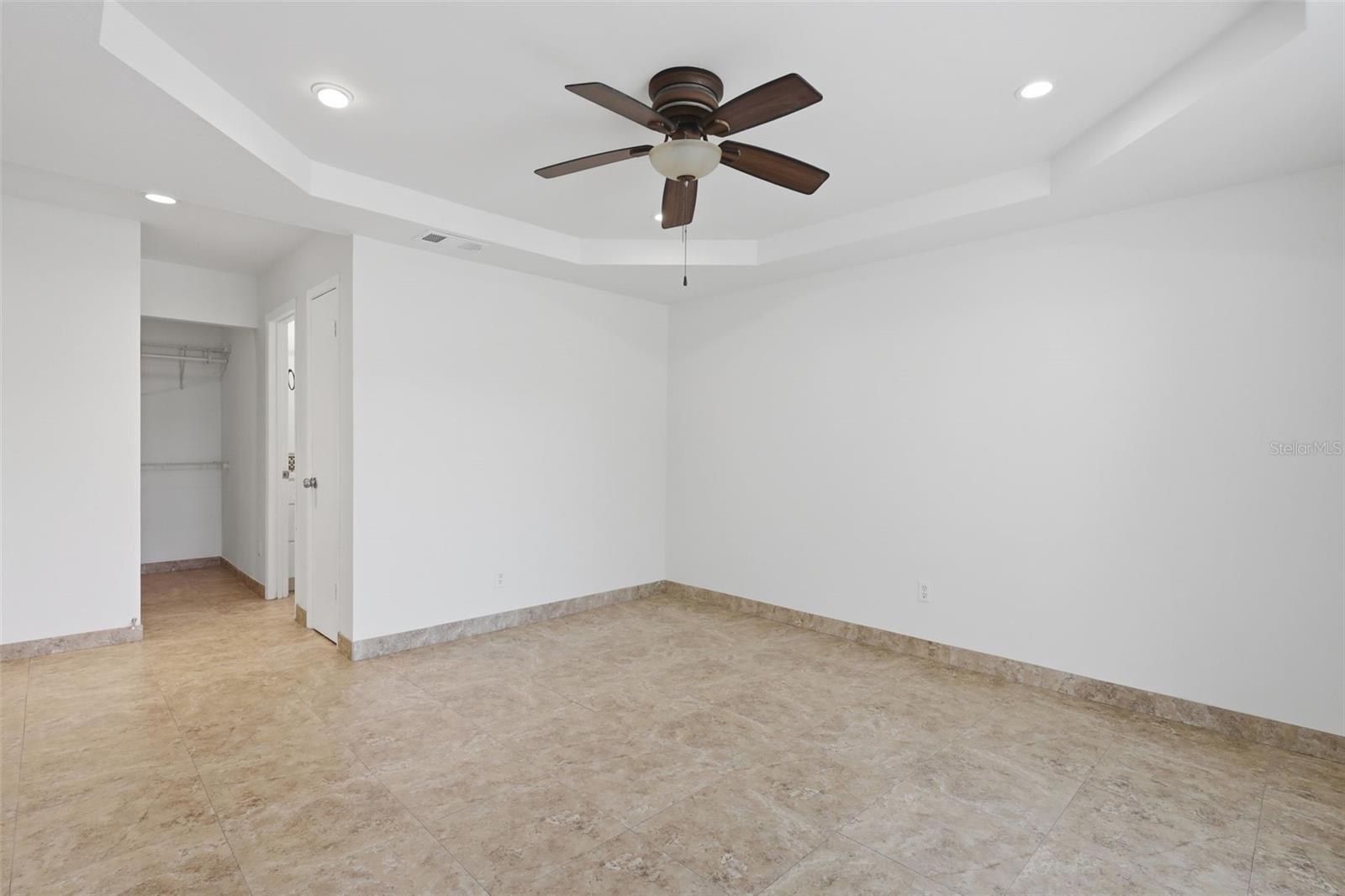 BVL UNIT 8 - Residential