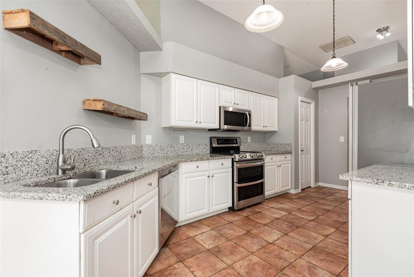 RIVERGLEN UNIT 1 - Residential