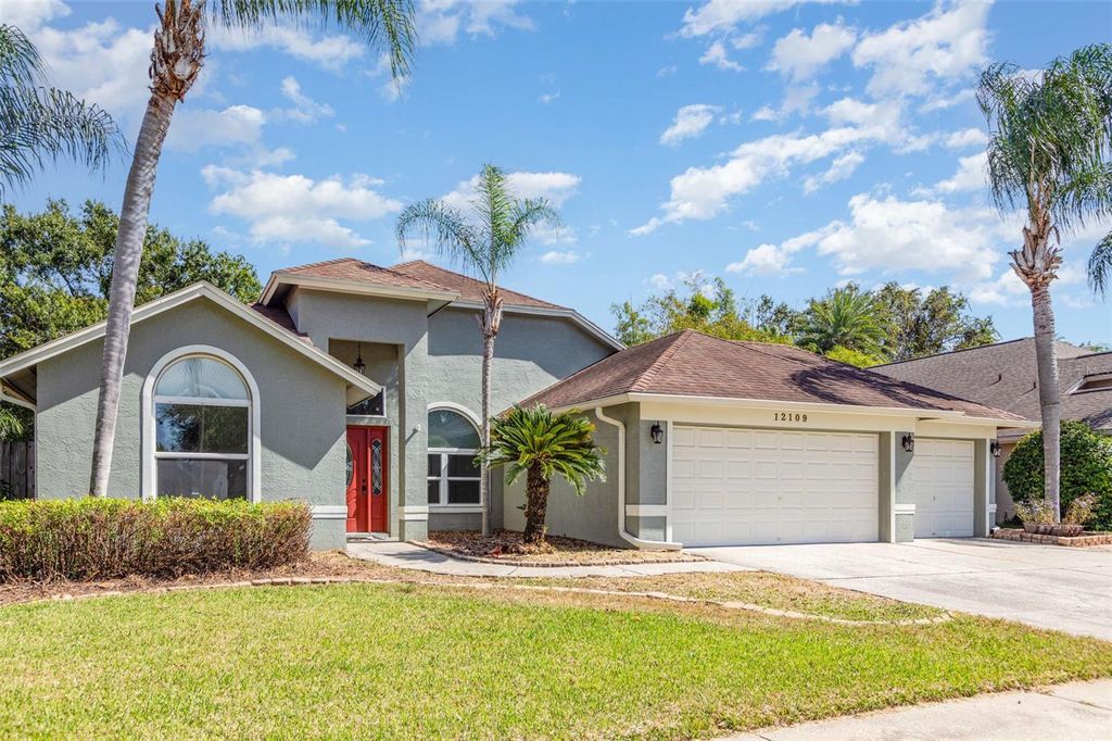 Photo of 12109 Shady Forest Drive, Riverview, FL 33569 (MLS # O6354652)