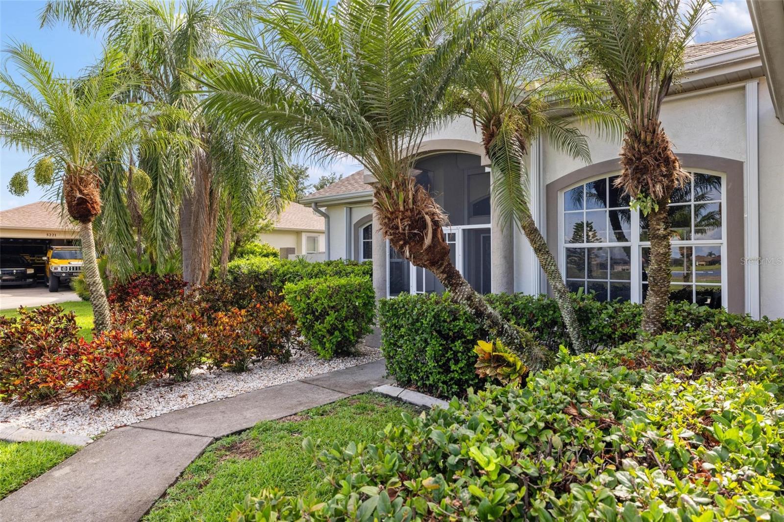 5201 SABAL TRACE DRIVE