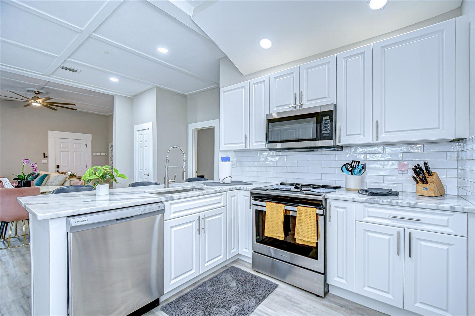 WESTERN HEIGHTS - Residential