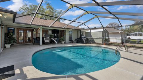 A home in LAKELAND