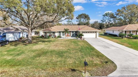 A home in LAKELAND