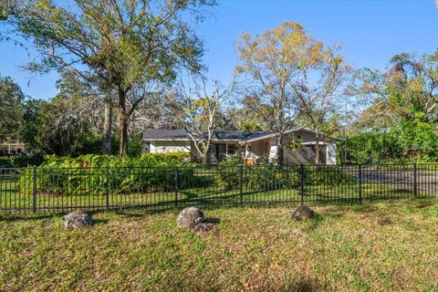 A home in LARGO