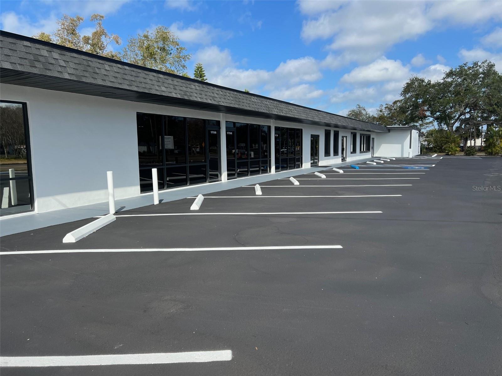 SUNBURST COURT - Commercial Sale