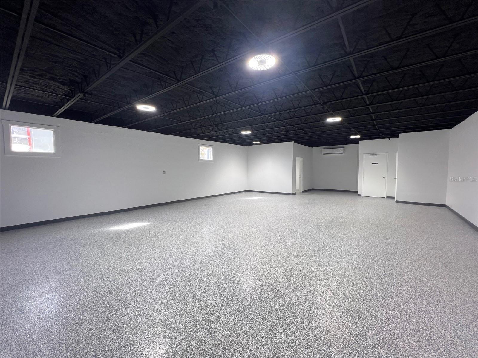 SUNBURST COURT - Commercial Sale