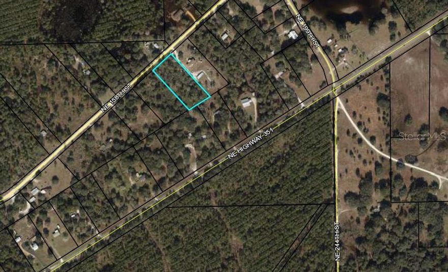 WONDERFUL 2 ACRE PARCEL IN CROSS CITY.  PRIVATE AND CAN DO JUST ABOUT ANYTHING ON IT.  LOOKS LIKE IT'S A MIXED USE ZONING FOR MOBILES OR SITE BUILT HOMES.  MIGHT BE MADE INTO THE THE PERFECT MINI FARM.   GREAT INVESTMENT, WHILE PRICES ARE LOW.