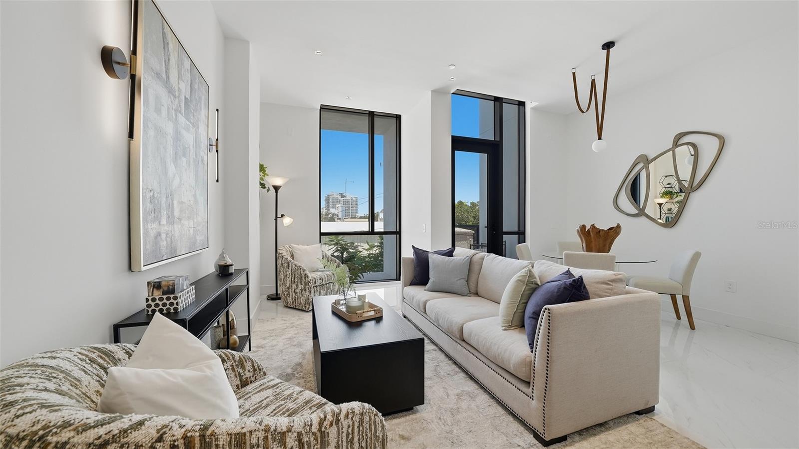 430 KUMQUAT COURT 202