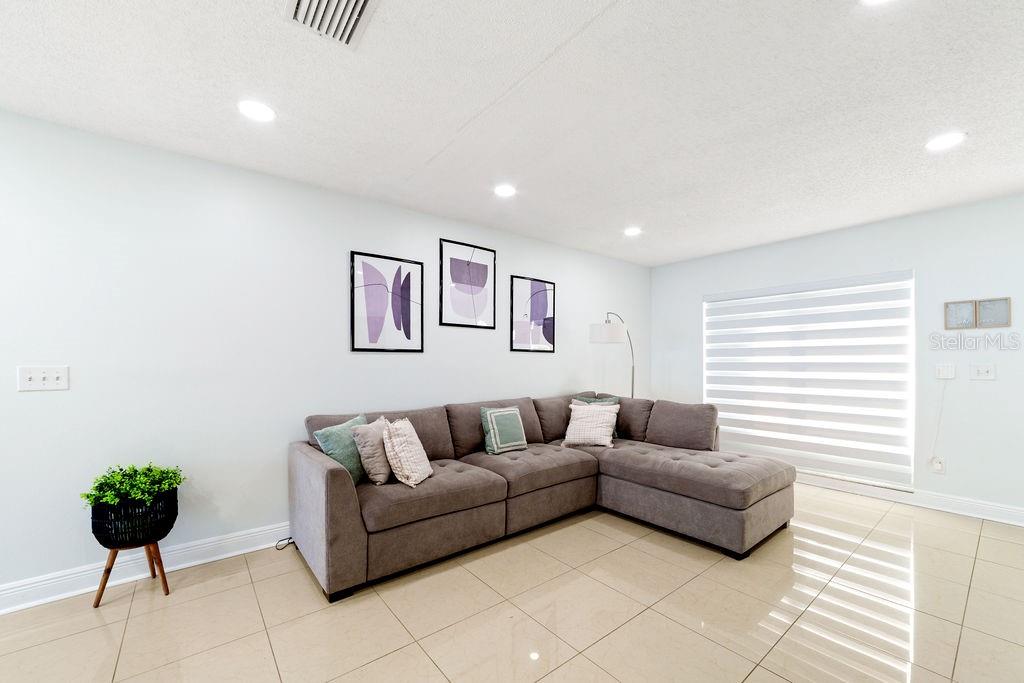 07J | PEBBLEBROOK - Residential