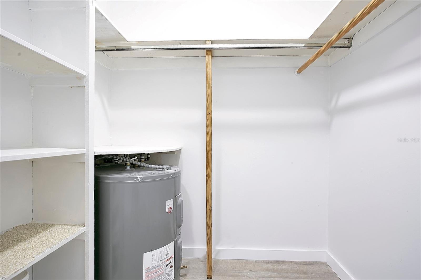 CAMELOT BY LAKE CONDO - Residential