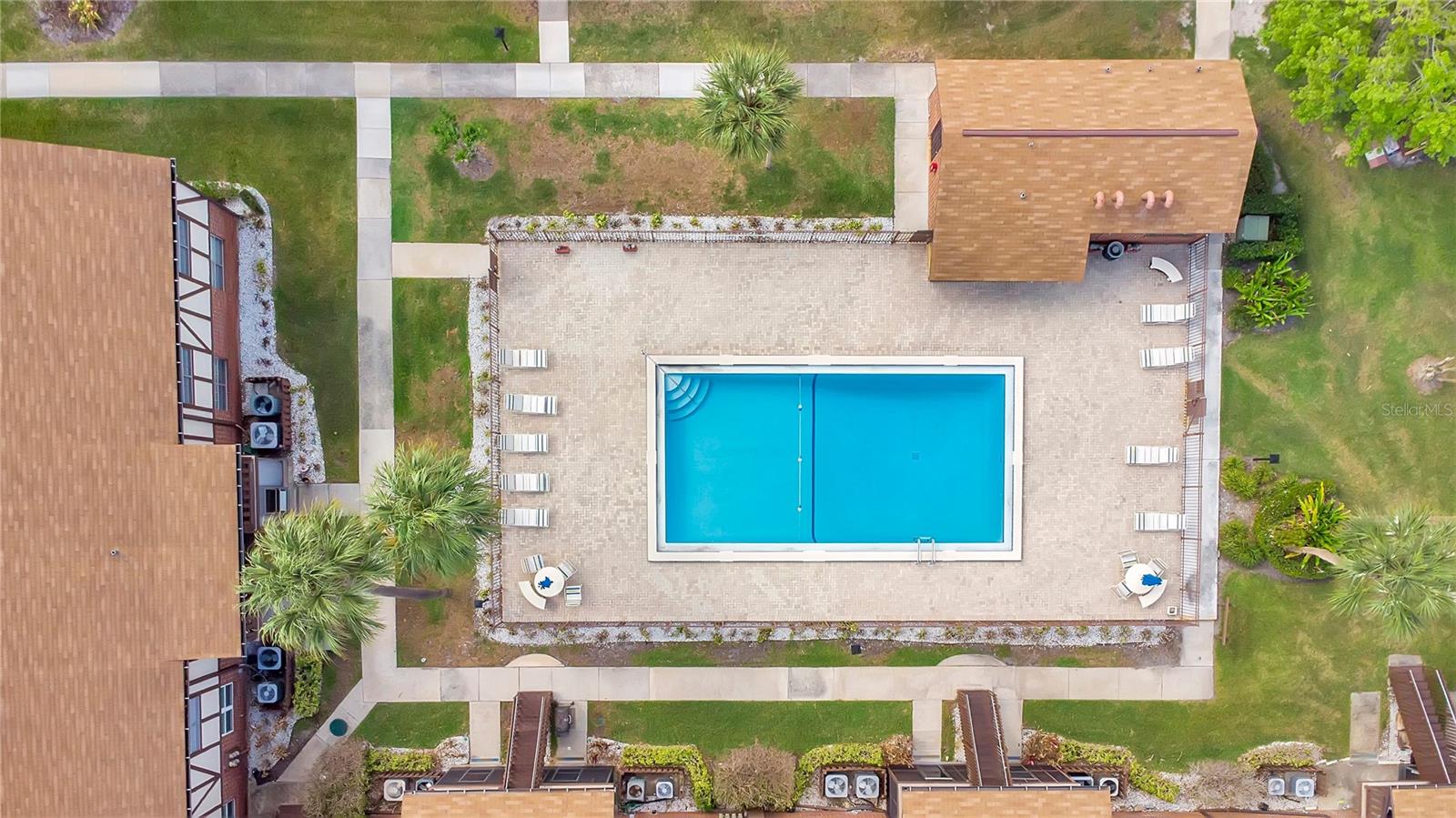 CAMELOT BY LAKE CONDO - Residential