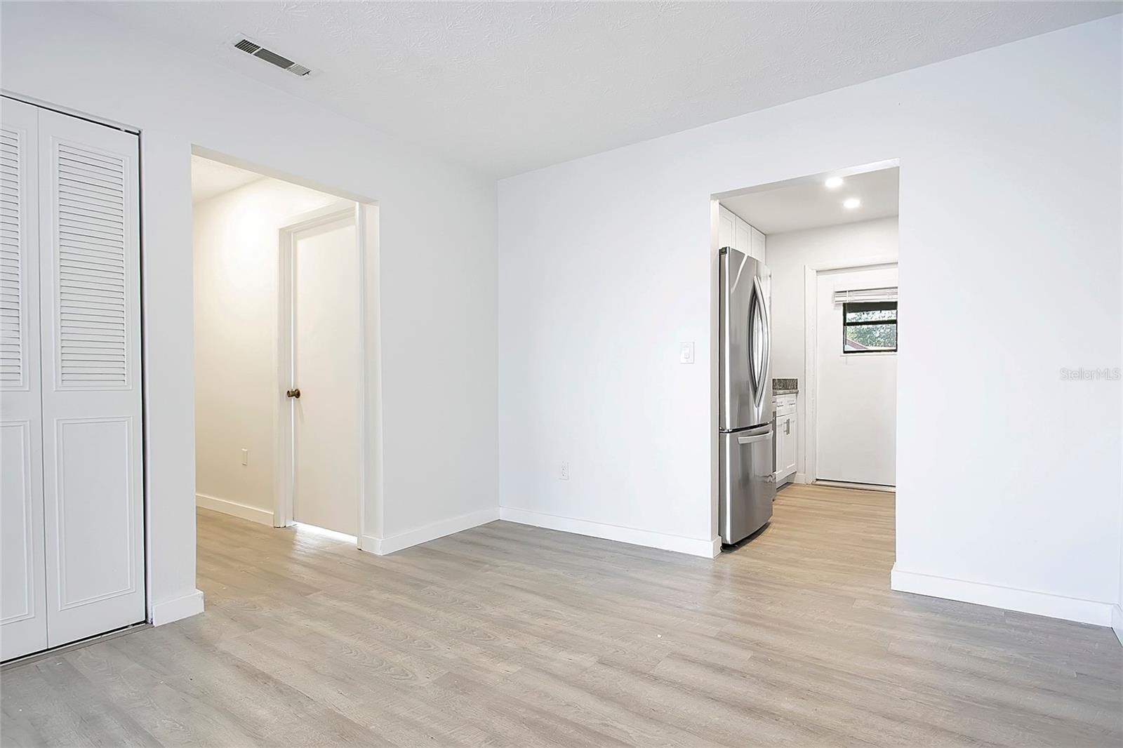 CAMELOT BY LAKE CONDO - Residential