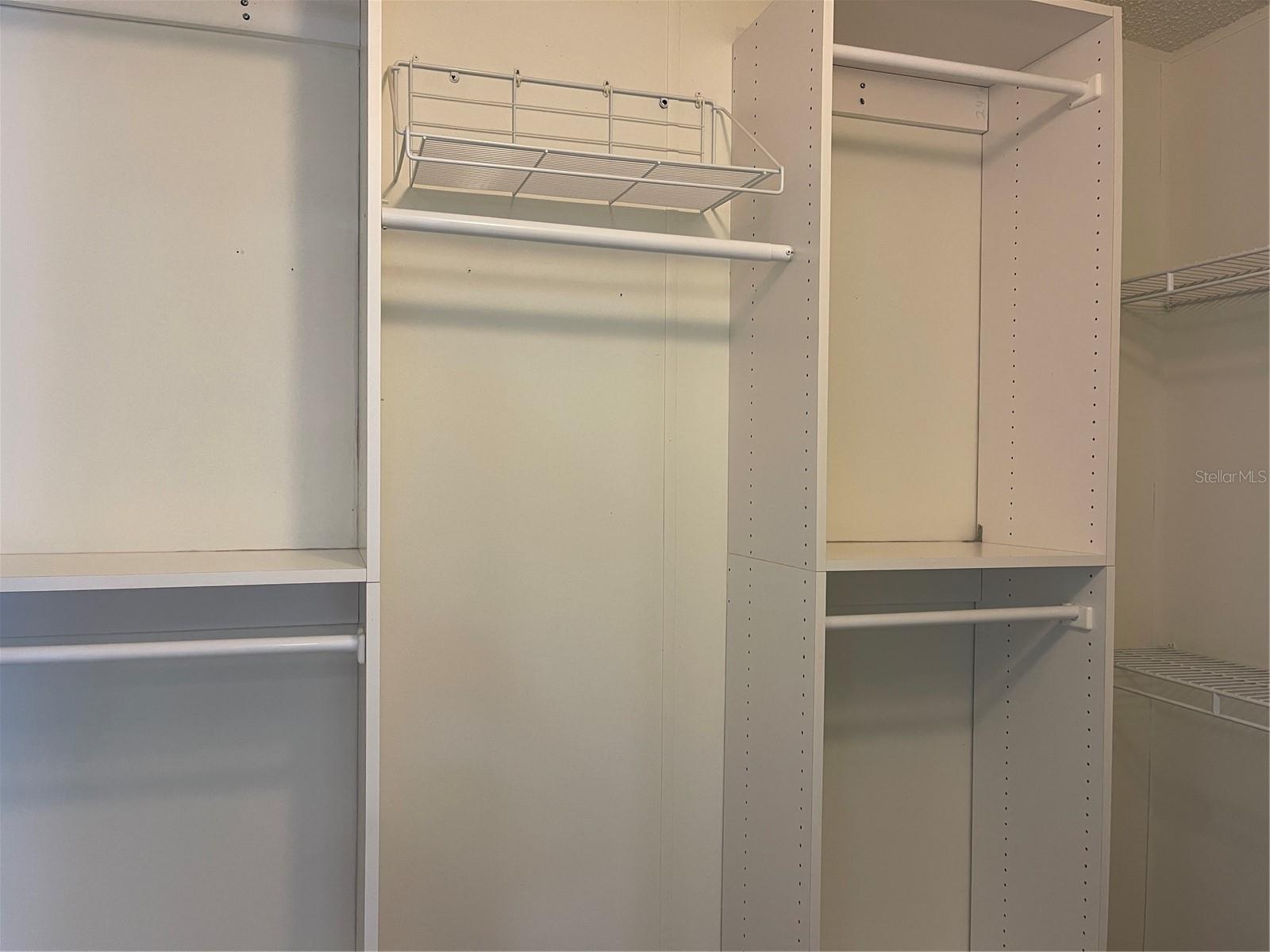 CONTINENTAL COUNTRY CLUB - TIMBERWOODS - Residential