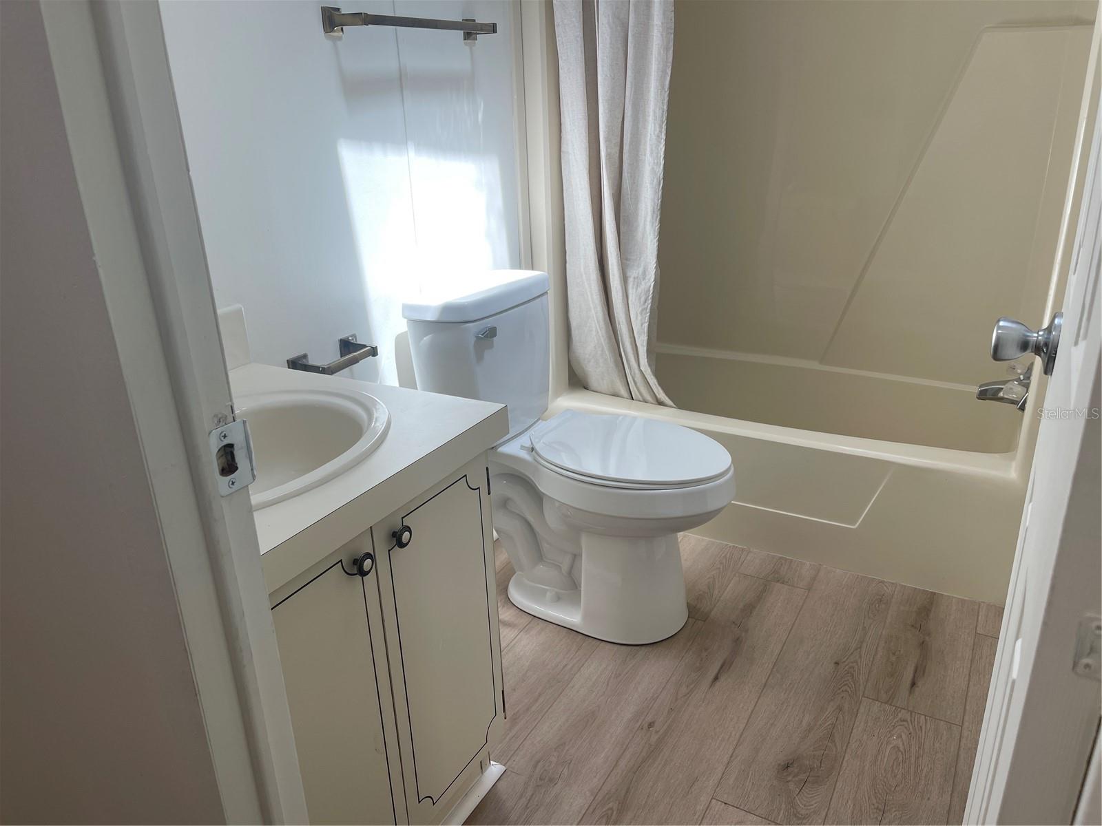 CONTINENTAL COUNTRY CLUB - TIMBERWOODS - Residential