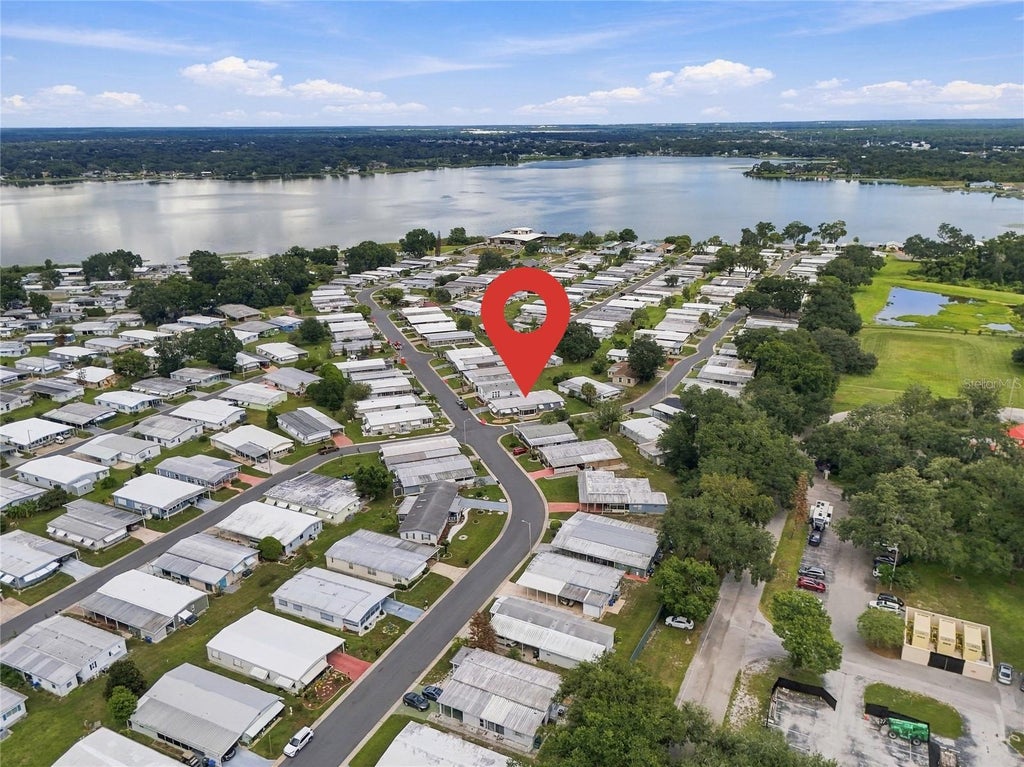 Photo of 818 Forest Lake Drive E, Lakeland, FL 33809 (MLS # L4965291)