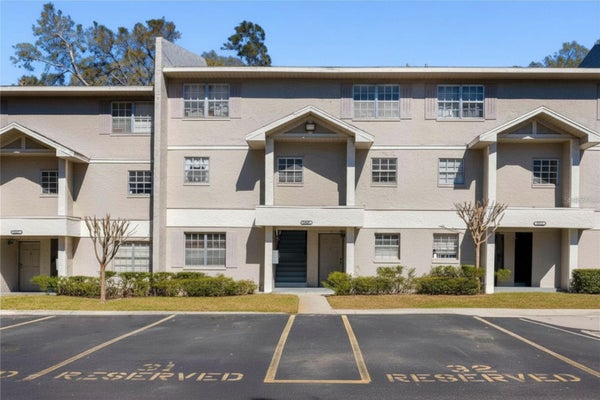 14422 REUTER STRASSE CIR # 112, TAMPA, FL 33613 - Image ef96dbdfc2d88766fe2be74dd955116a/239510021