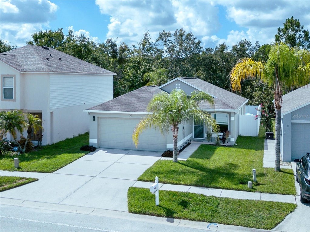 Photo of 30516 Birdhouse Drive, Wesley Chapel, FL 33545 (MLS # TB8545390)