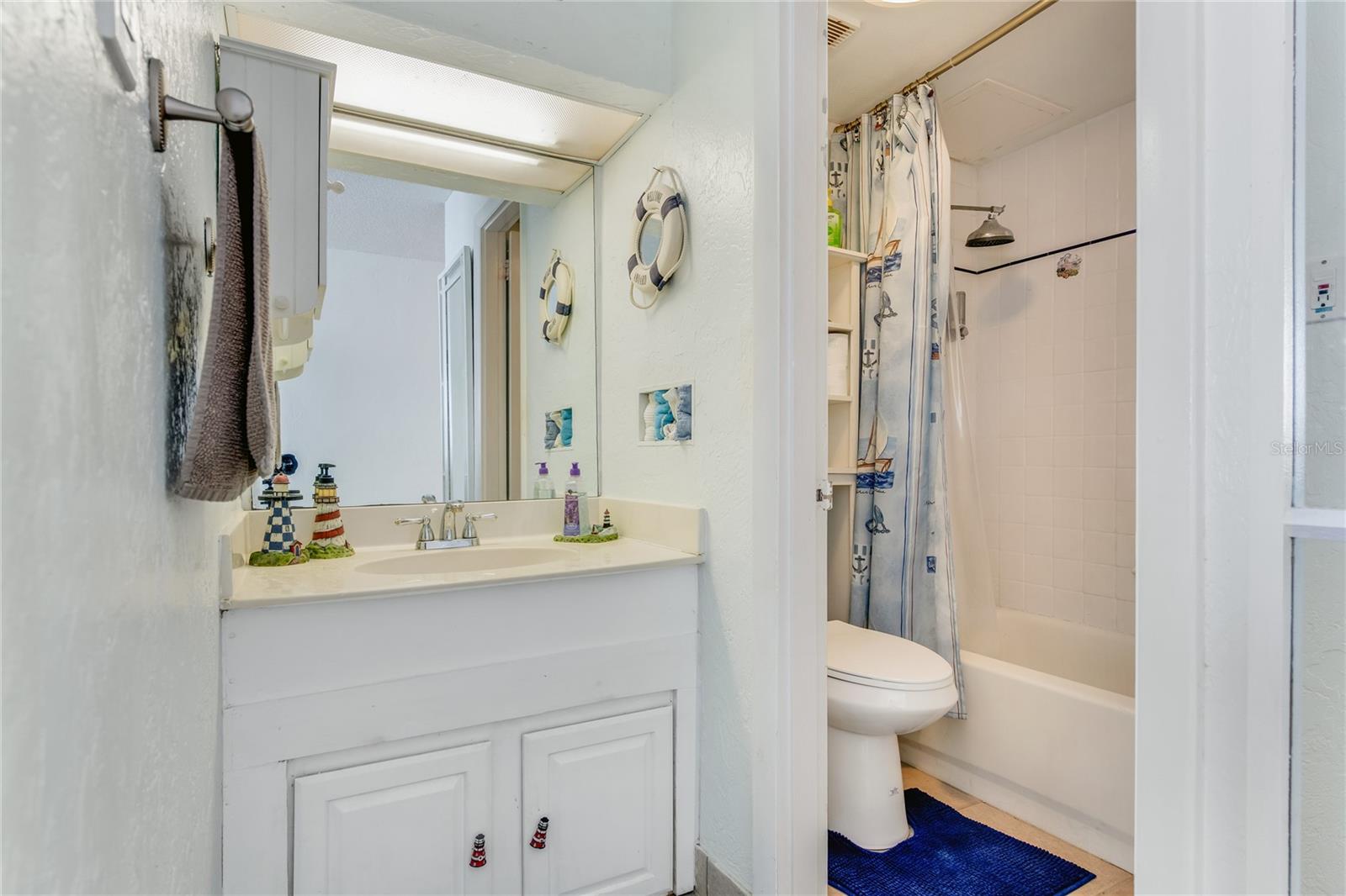 PIRATES COVE CONDO - Residential